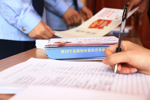 http://140.16.16.116:93/picture/0/f9d9d8d4128c43b881bc63383bafa491.jpg