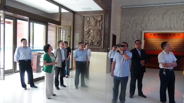 高新区组织学习先进兄弟县区农村 党风廉政建设示范点工作.JPG
