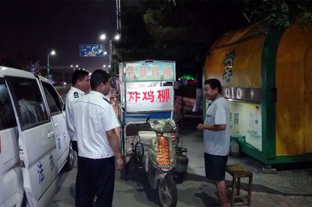 夜间占道经营整治.jpg