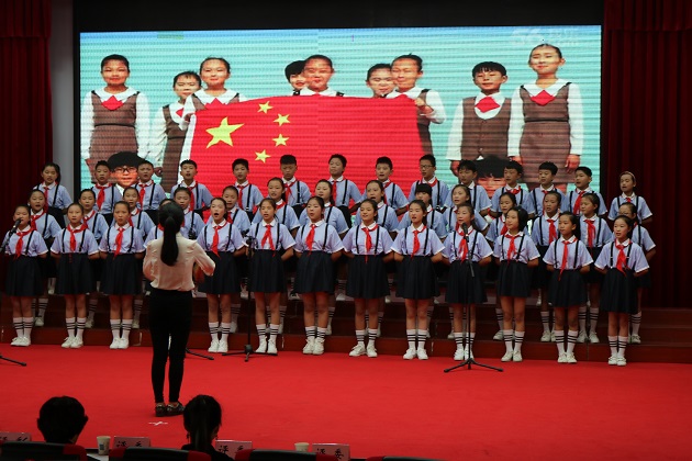 《和谐歌》.jpg 《和谐歌》.jpg